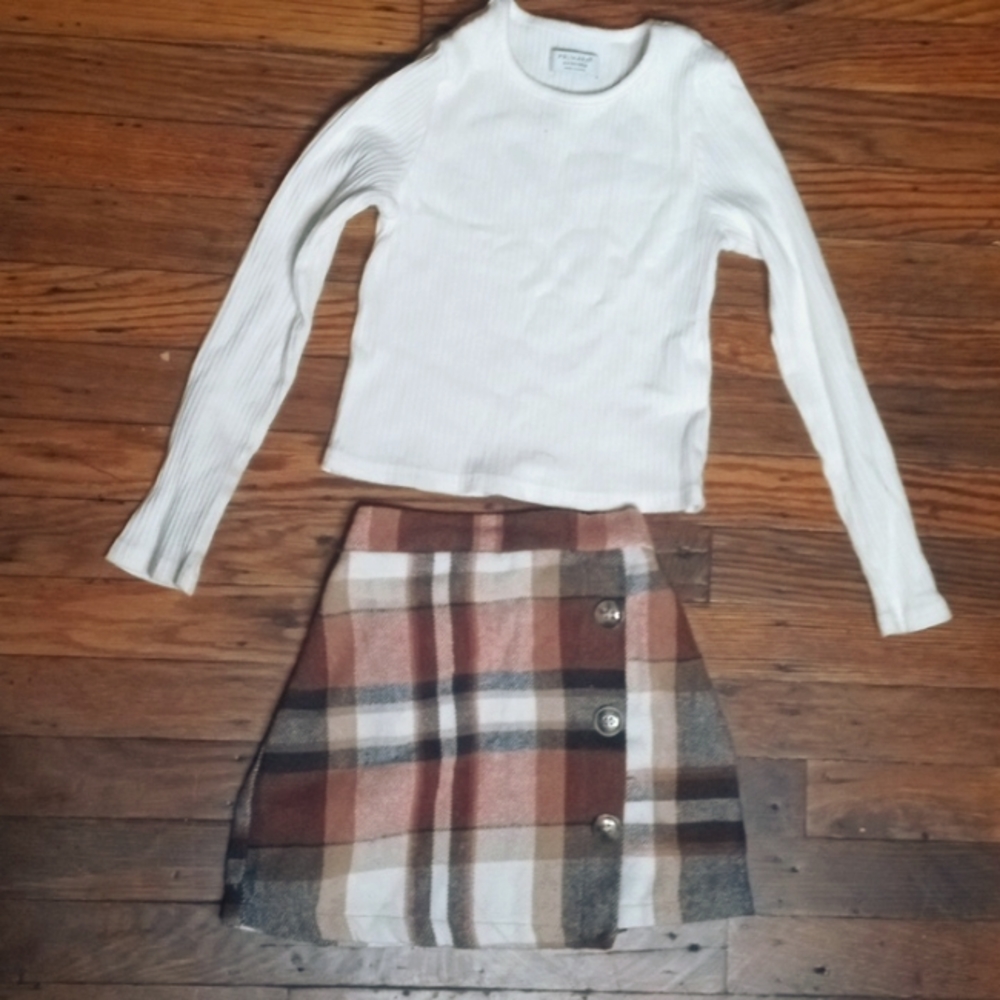 Girls skirt set